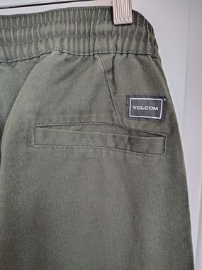 Volcom Men's Cargo Pants in Olive Green